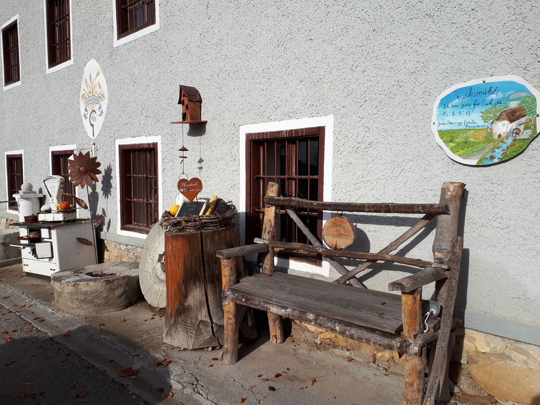 fuchsmuehle-anthering-gebaeude