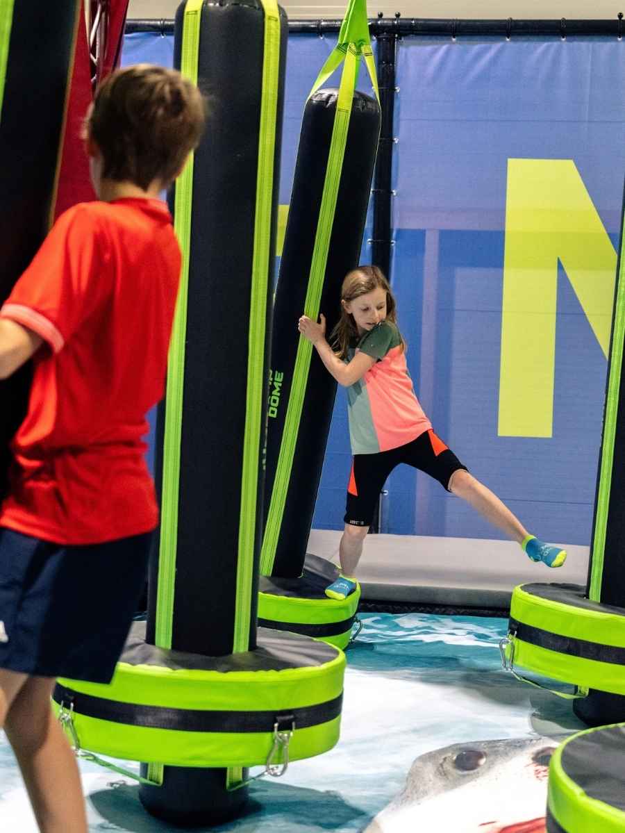 TVA_JUMP-DOME-Salzburg-Ninja-Parcours Kinder im Ninja-Warrior-Parcours im JUMP DOME Salzburg